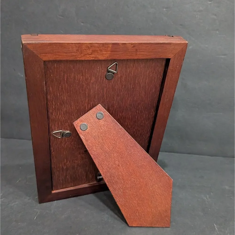 Vintage 5x7 Red Mahogany Hardwood Photo Frame Tramp Art Cross Corner Easel